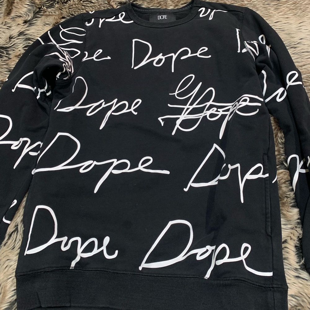DOPE Script all over Crewneck Size Small